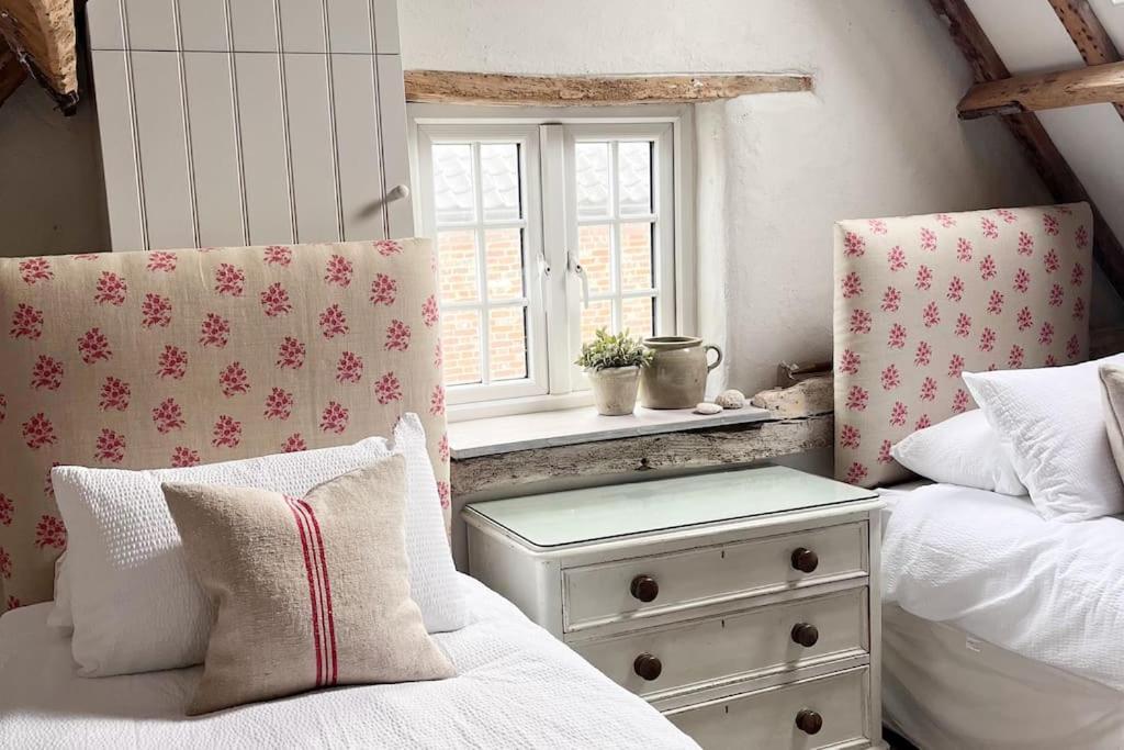 Beekeeper'S Cottage Fakenham Exterior foto